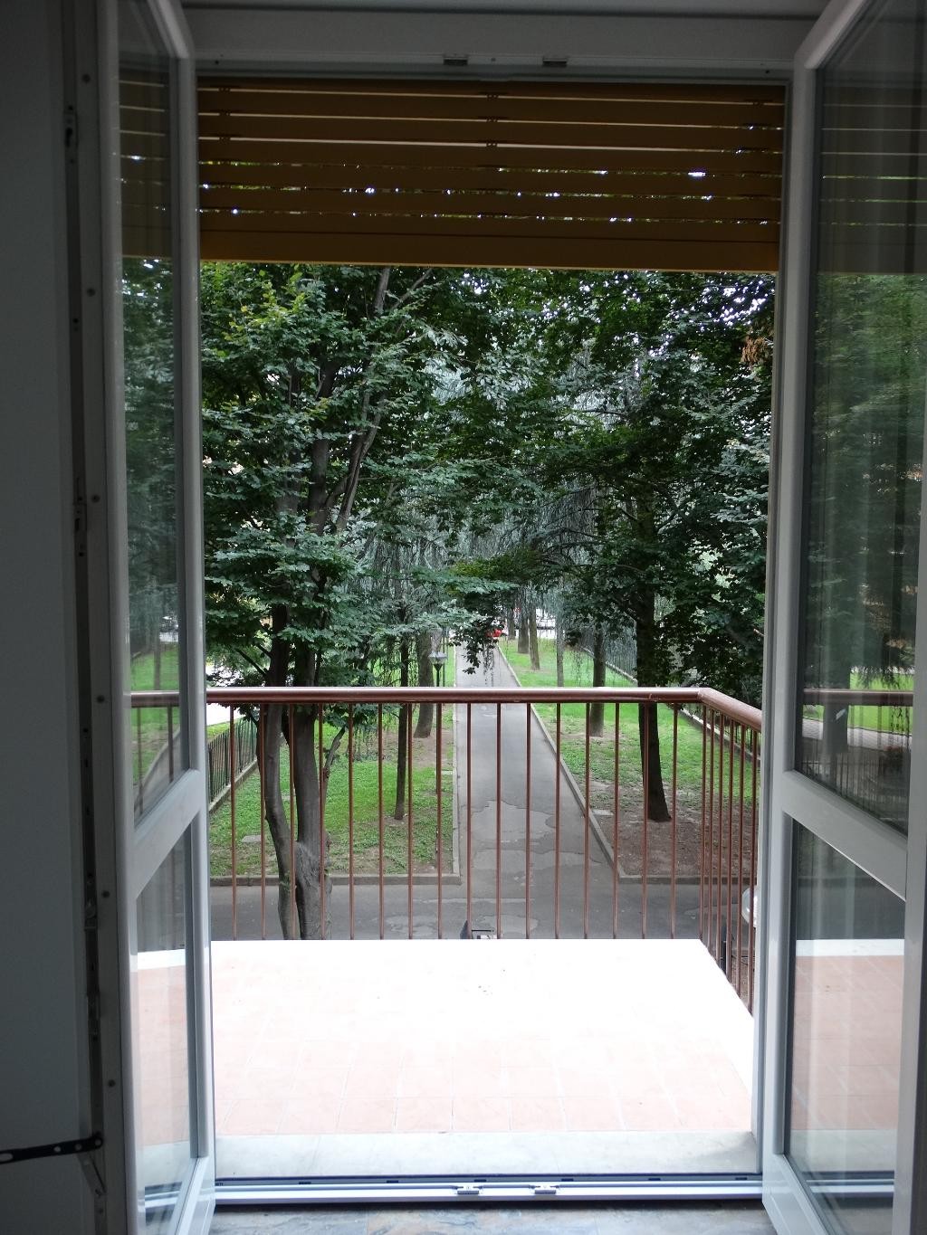 Monolocale parzialmente arredato Viale Ripamonti Milano