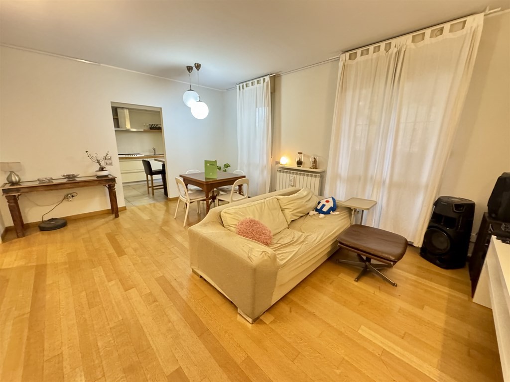 Vedano al Lambro - VENDESI appartamento 3 locali con box