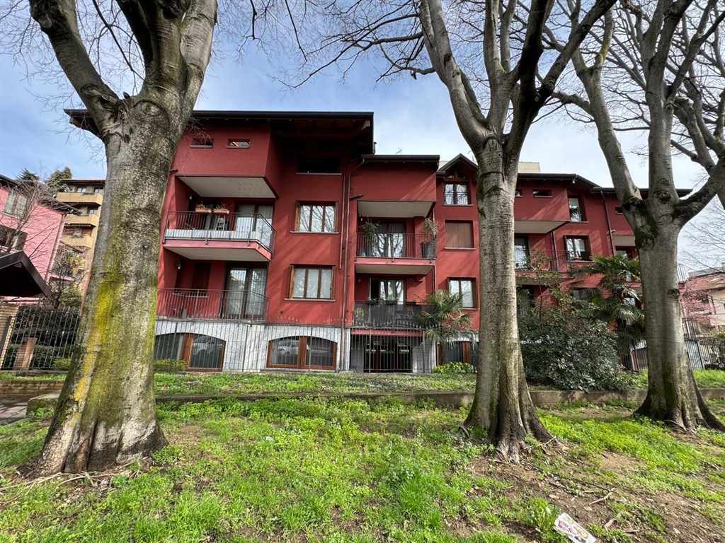 Monza San Biagio - AFFITTASI appartamento e box